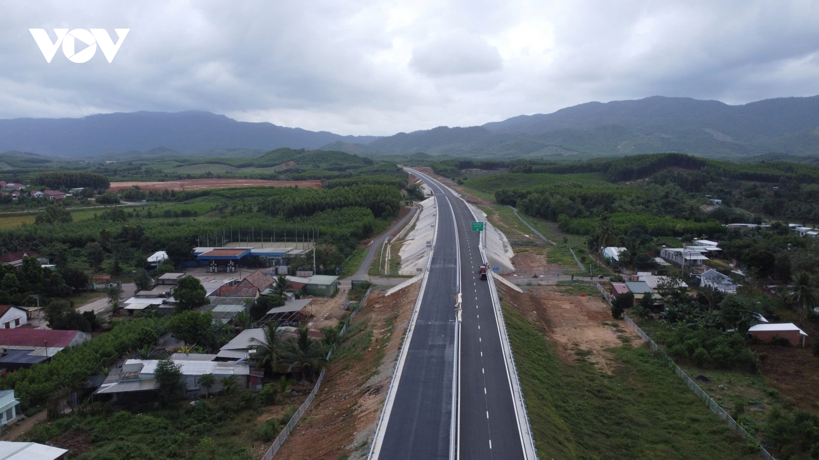 Đề nghị khai thác một phần cao tốc Vân Phong- Nha Trang trước Tết Nguyên đán